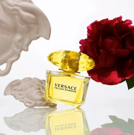 VERSACE YELLOW DIAMOND 3 PCS SET FOR WOMEN: 1.7 EAU DE TOILETTE SPRAY + 1.7 SHOWER GEL + 1.7 BODY LOTION.